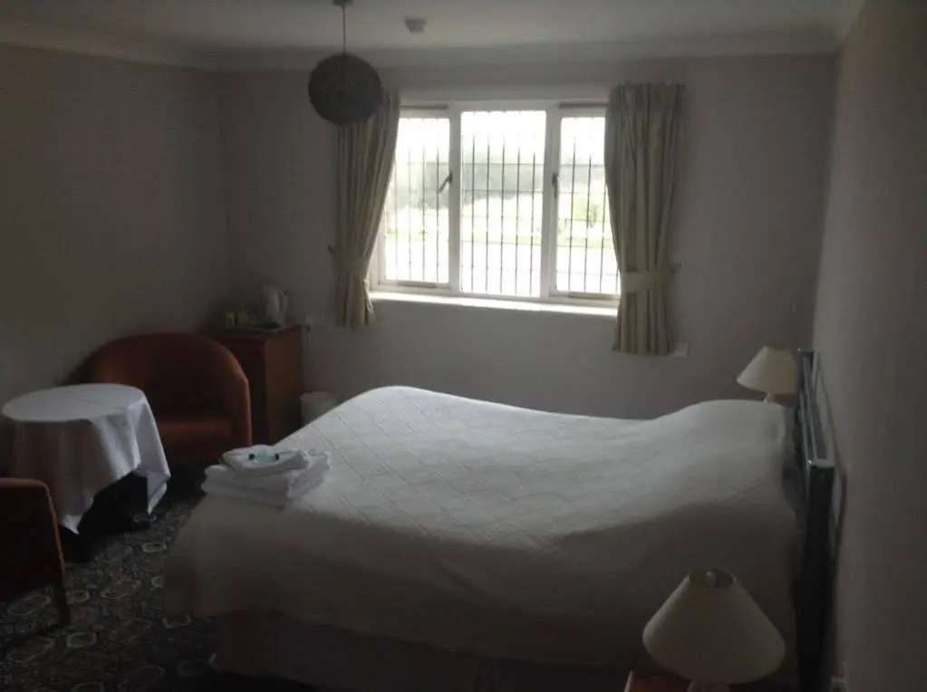 The Swingate Inn