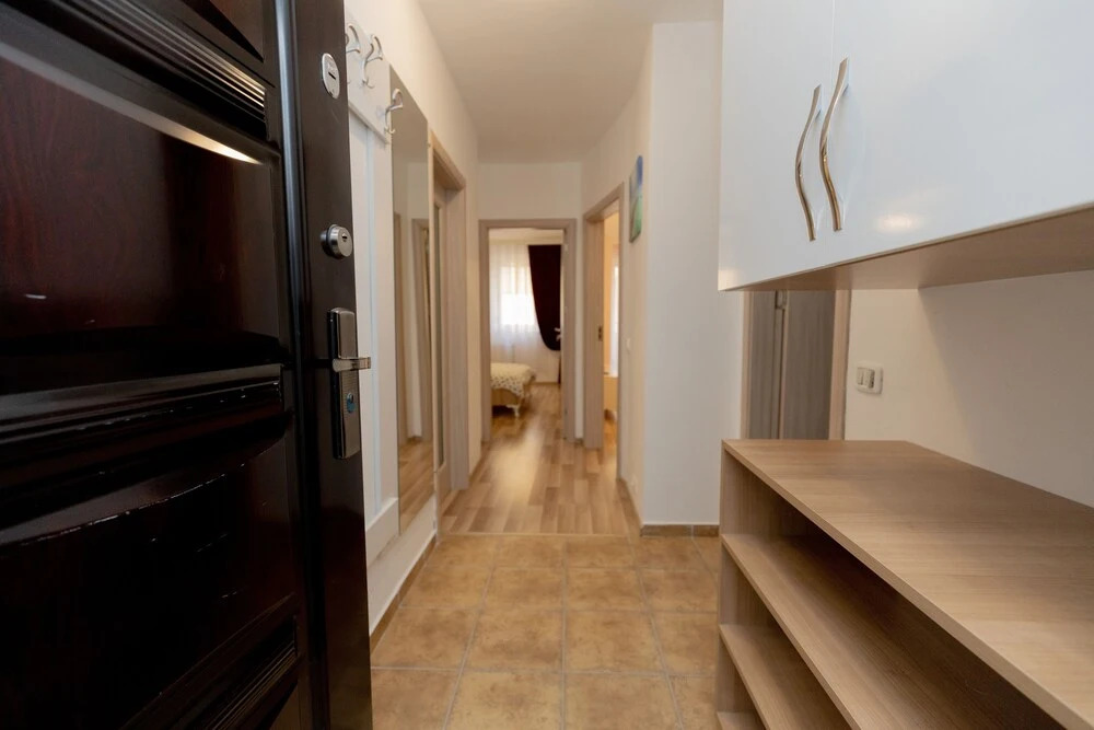 Dodona Apartments
