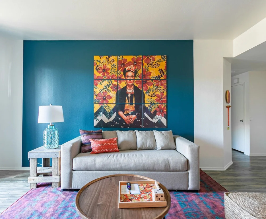 WanderJaunt - Stylish Mission Valley Apts