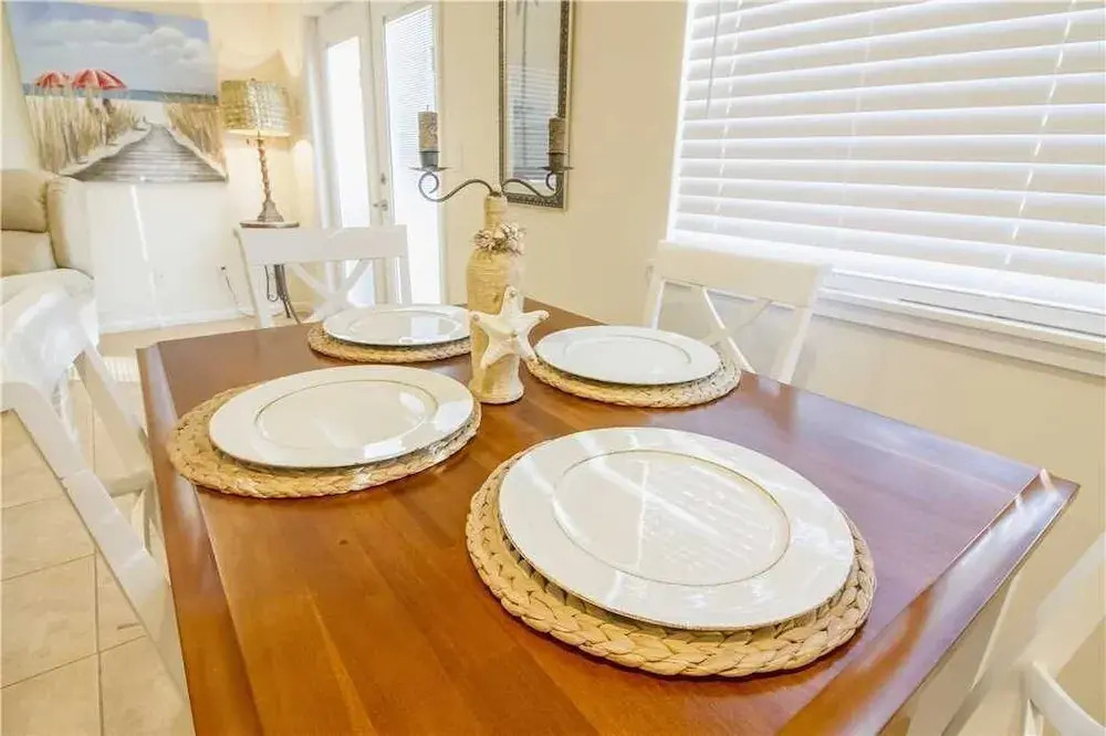 Sun Kissed Cottage - Three Bedroom Home
