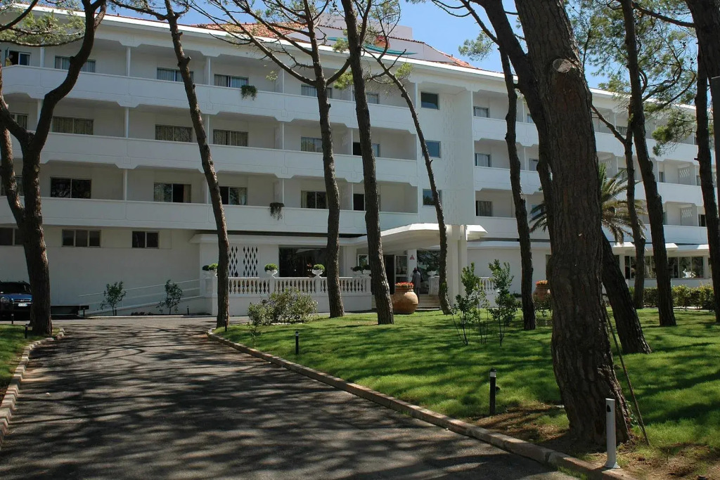 Domizia Palace Hotel
