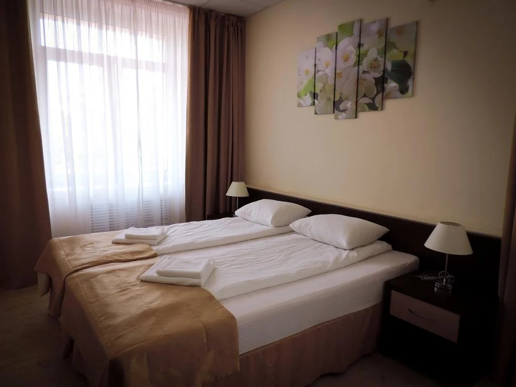 Inn Ordzhonikidze 8A