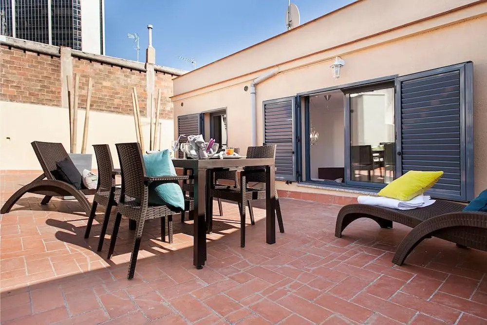 Rambla Paris Attic Apartment