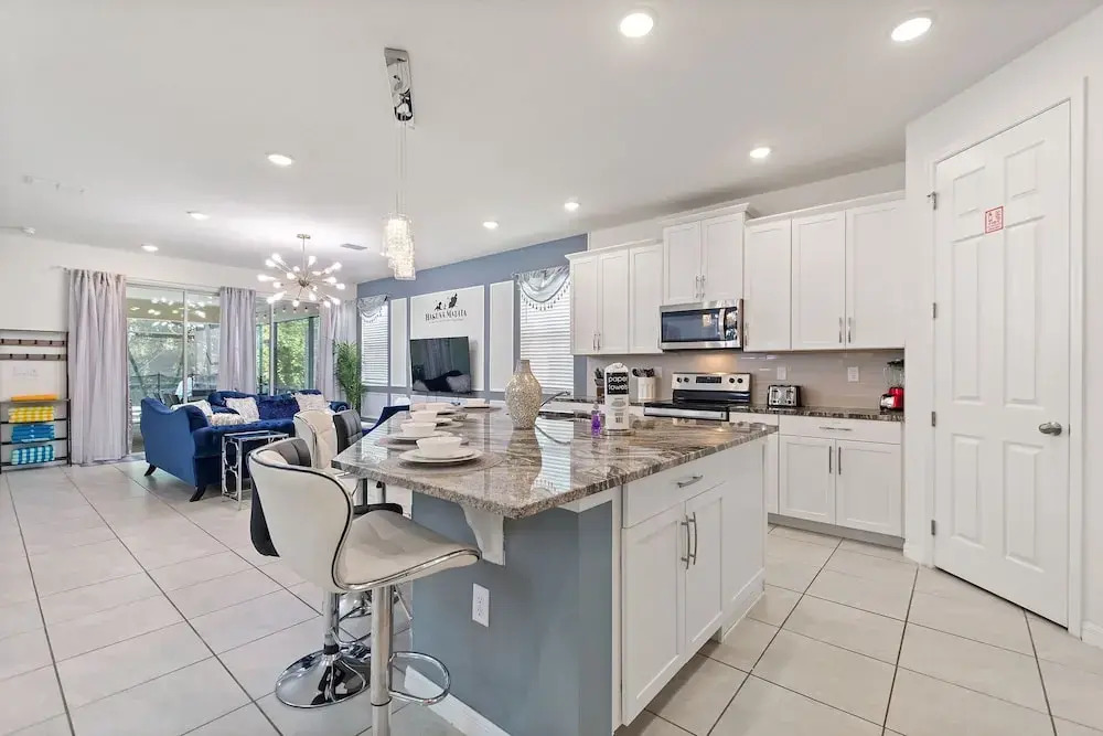 Rear Views, Spa, Games Room, Pet Friendly, Resort Amenities 8 Bedroom Villa