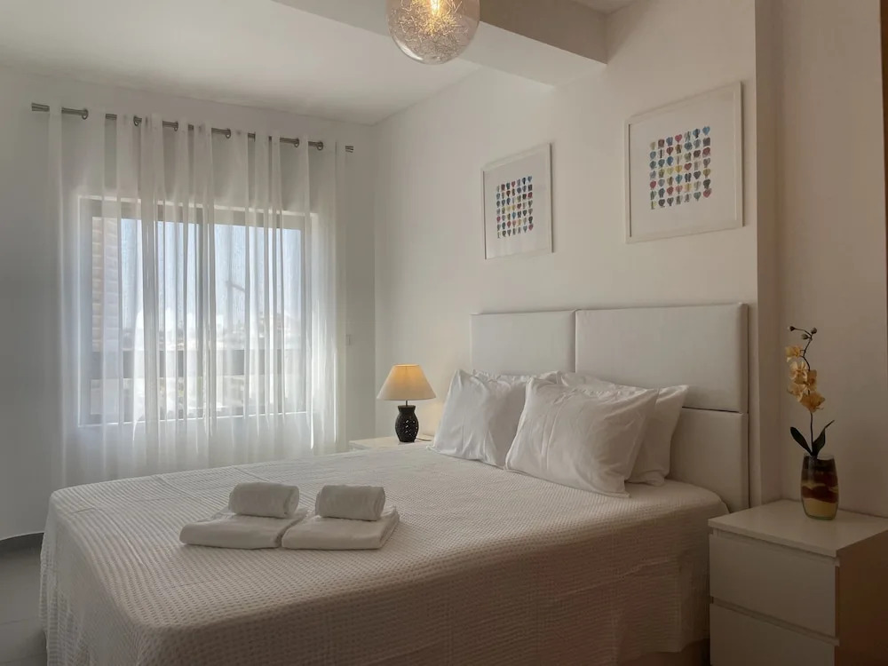 17 in Portim o With 2 Bedrooms and 1 Bathrooms