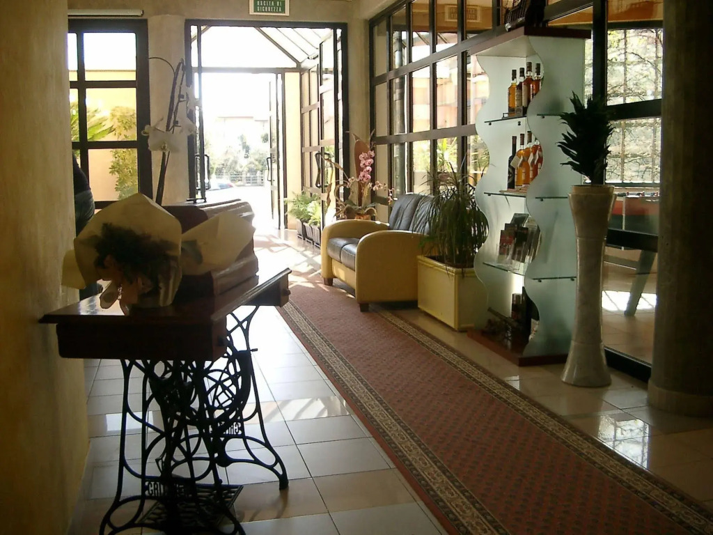 River Park Hotel