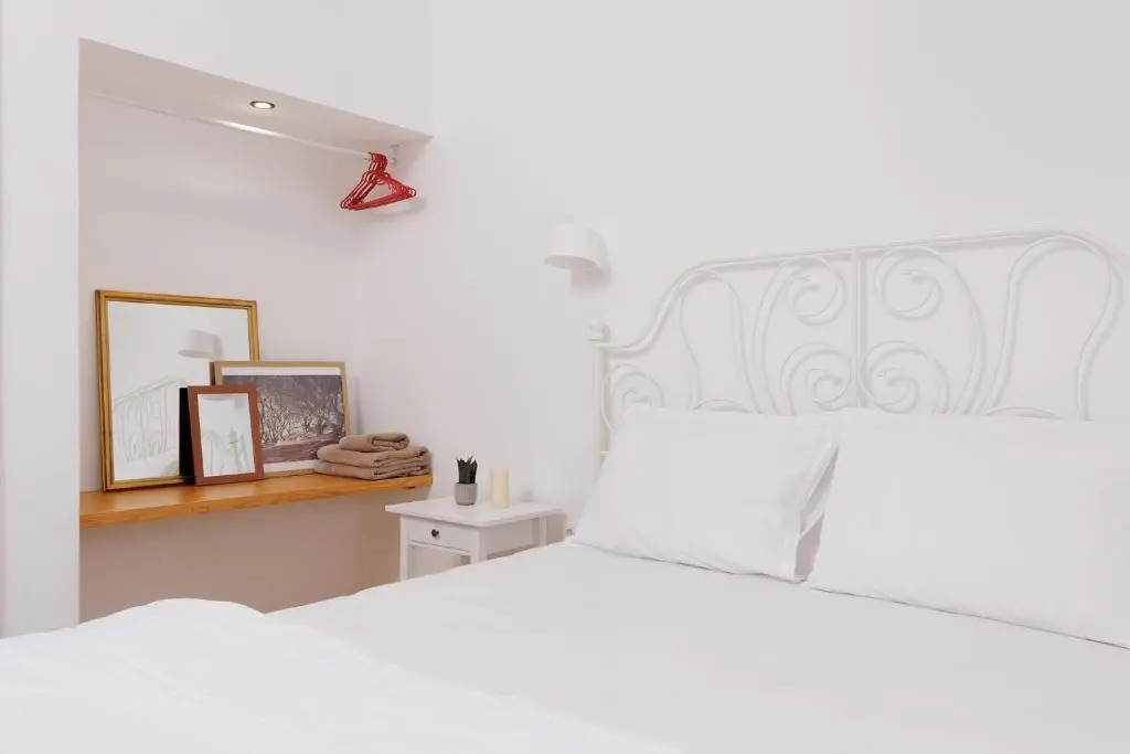 The Island Life Apartments by Konnect, Ipsos Beach