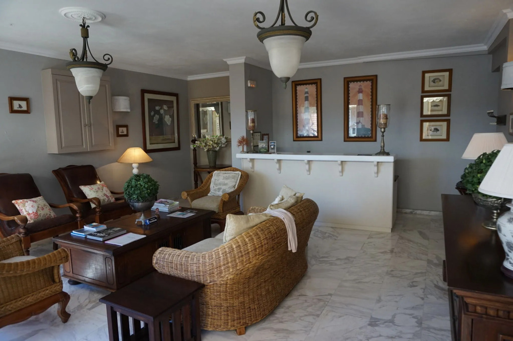 Faros Suites