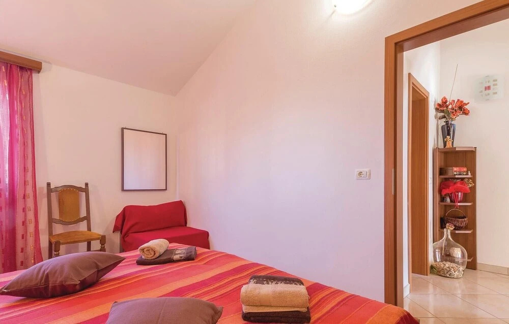 Amazing Apartment in Vodnjan With 2 Bedrooms