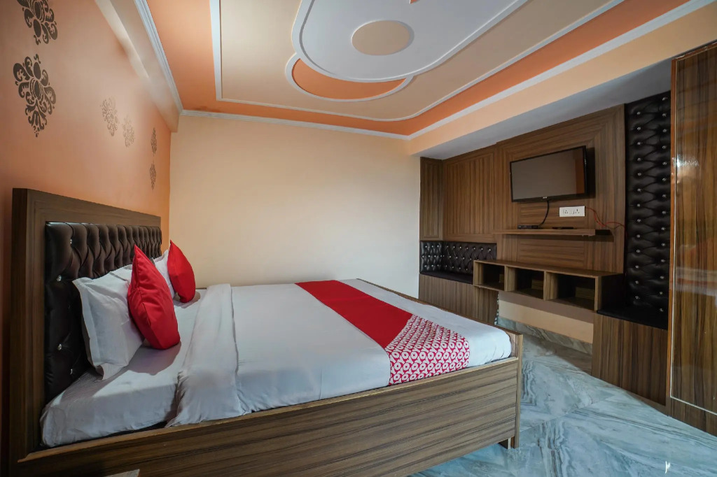 OYO 66311 Kailash View Inn