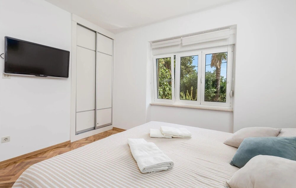 Stunning Apartment in Opatija With Wifi and 2 Bedrooms