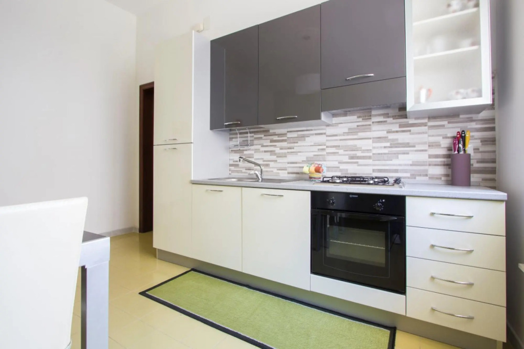 Holiday home near the sea and sandy beach in Torre dell'Orso-Casa La Torre