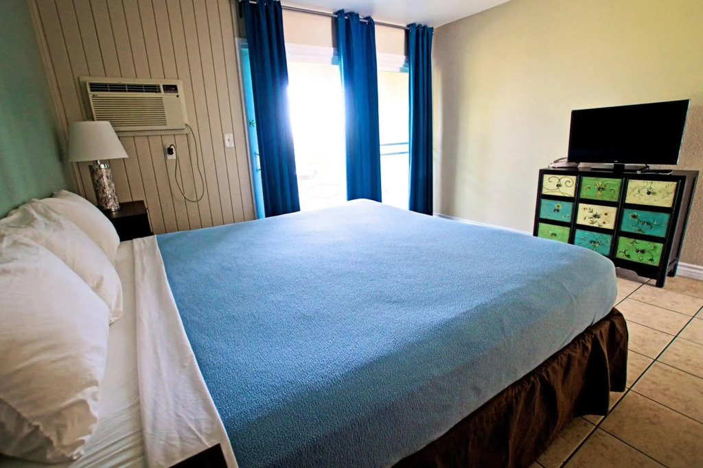 Ocean Villa Inn