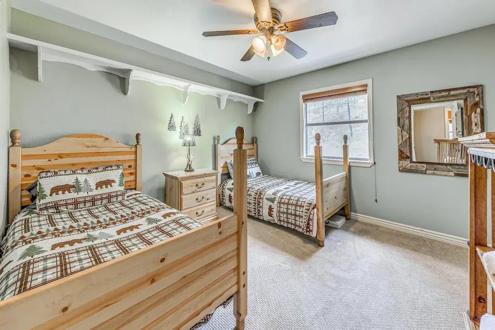 Ruidoso Mountain Home w/ 3 Decks & Grill!