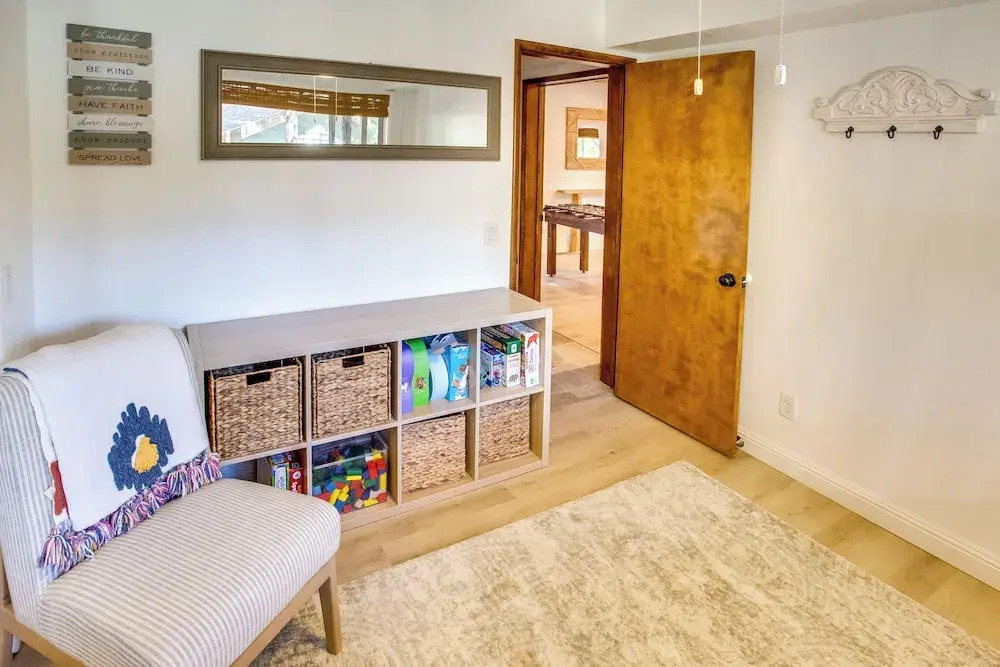 Designer A-frame in Lake Arrowhead w/ Game Room