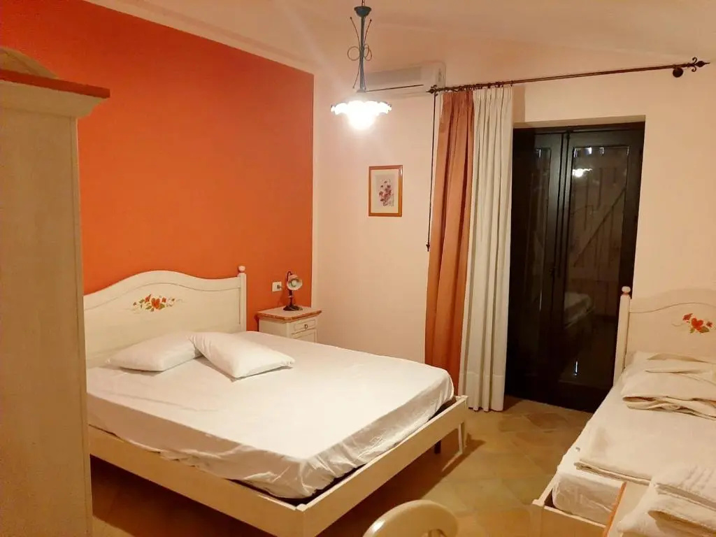 Spacious villa with private pool and stunning views