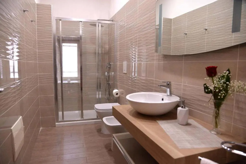 B&B Vesuvian Stone