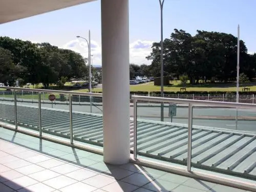 The Reef 103 - Lakeside!