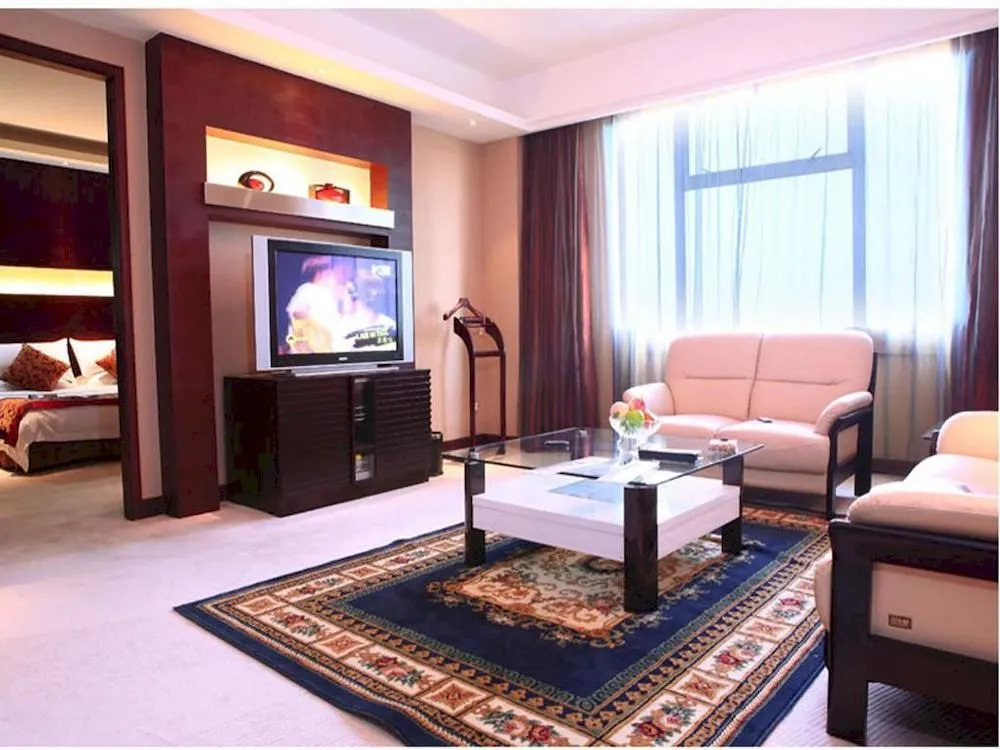 Yucheng Hotel