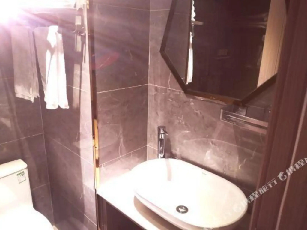 Baijia'an Hotel (Beijing Yizhuang Rongchang East Street Metro Station Branch)
