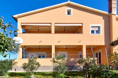 Apartments Irma 214