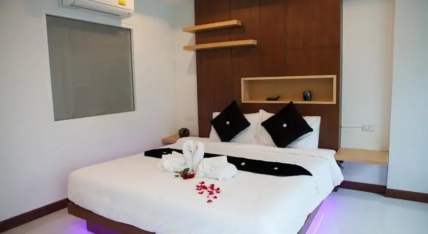 Pavilion Guesthouse Patong