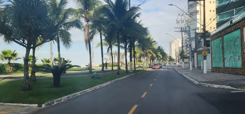 Excelente Apto com piscina em Praia Grande