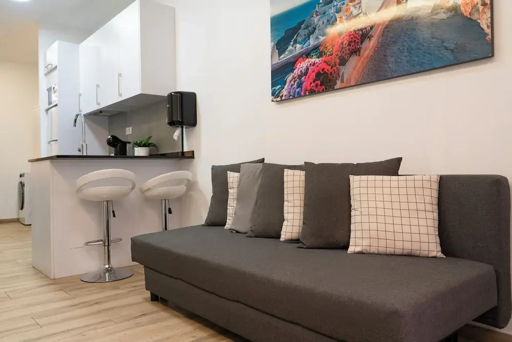 Plaza Castilla Apartments