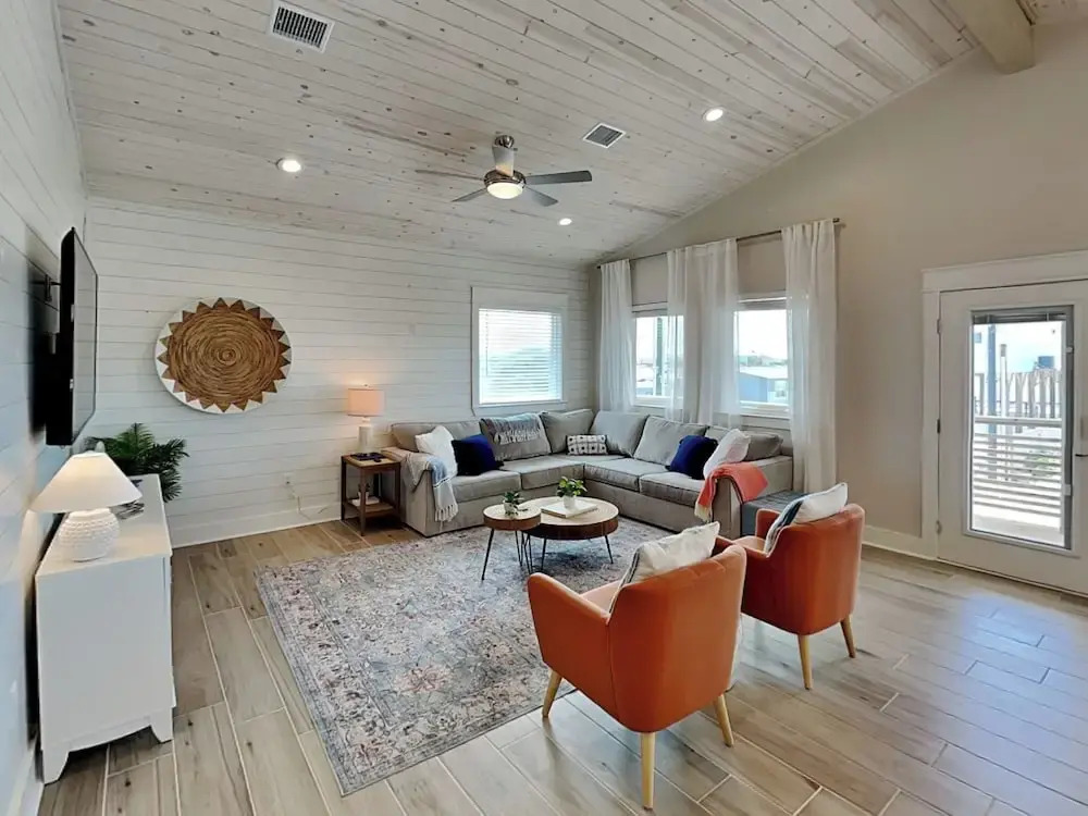 Wash Away the Blues by Silver Sands Vacation Rentals