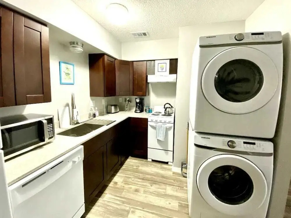 1 Bed Apartment next to SW Integris near Downtown