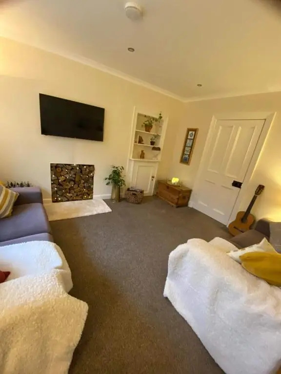 Newburghaprtment/scotland/sleeps 4/firepit/garden