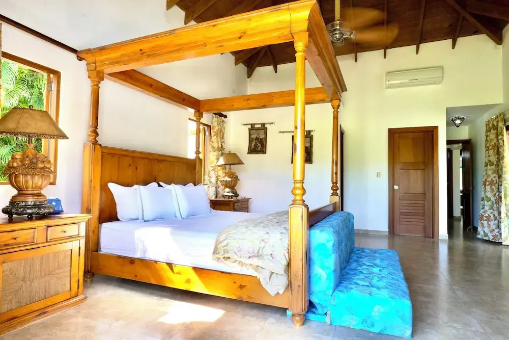 Villa MB