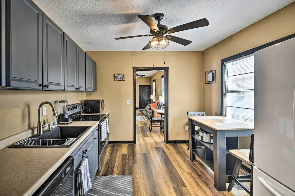 Downtown DeLand Home: Walk to Stetson University