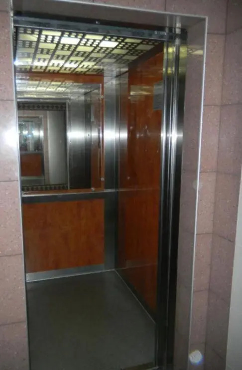 Apartment Nowiniarska near the Old Town