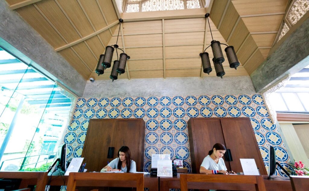 Ramaburin Resort Patong - Walking distance to the Beach