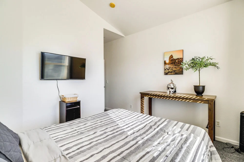 Theater Room, Fireplace: Home 5 Mi to Dtwn Reno!