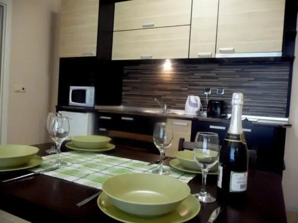 Casa del Sol Apartments