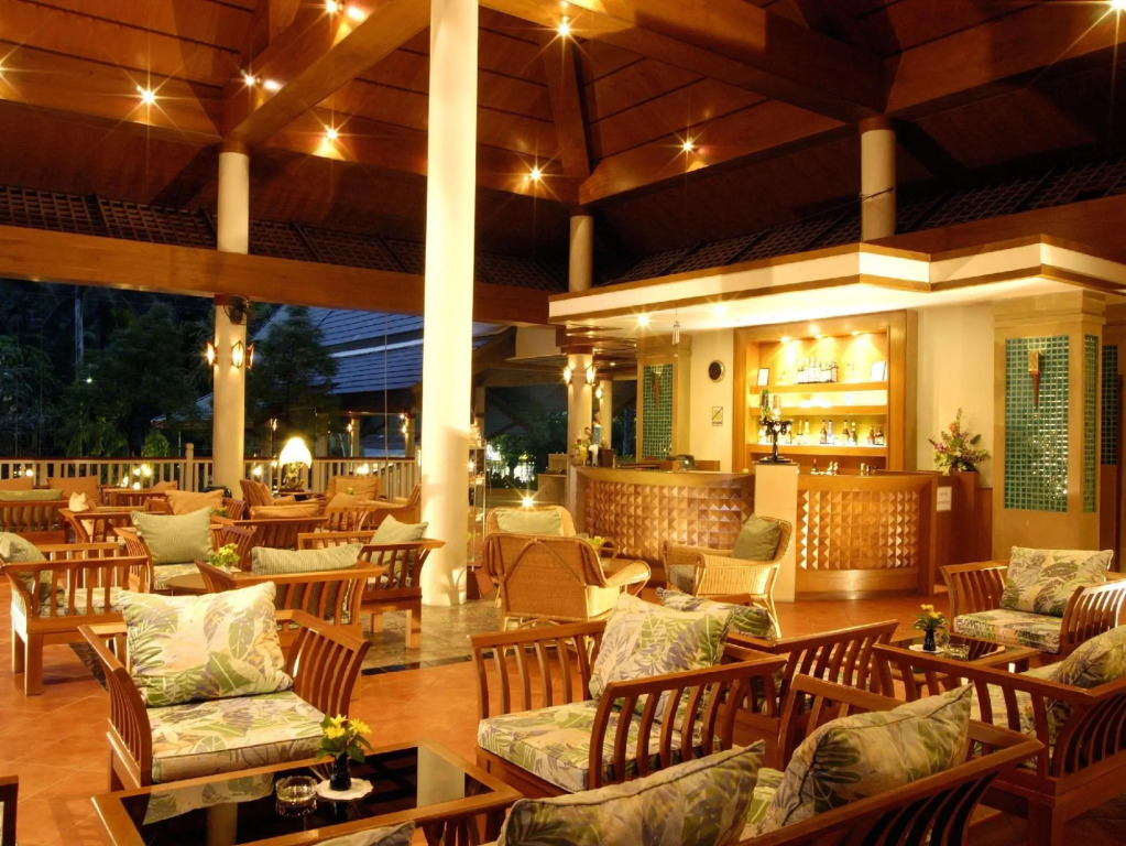 Thara Patong Beach Resort & Spa