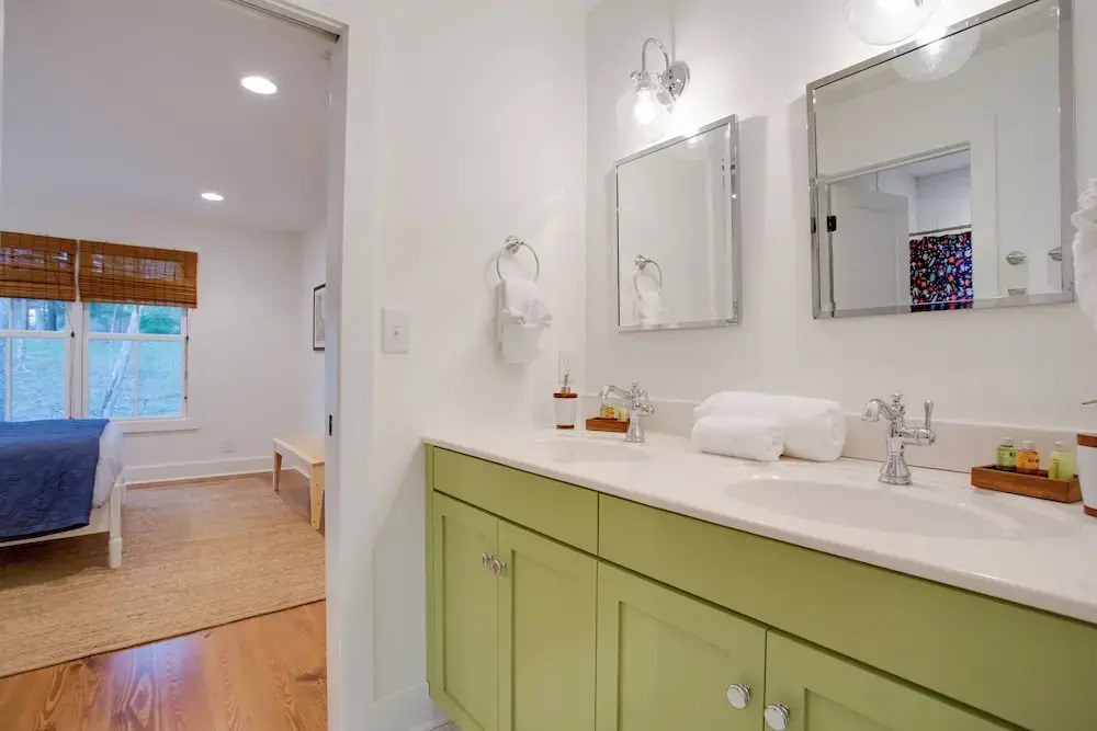 Enchanting Andersonville Home Steps to Norris Lake