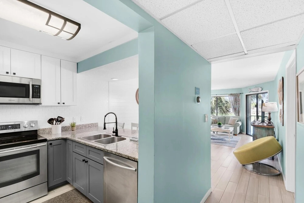 Edgewater Golf Villa 1409