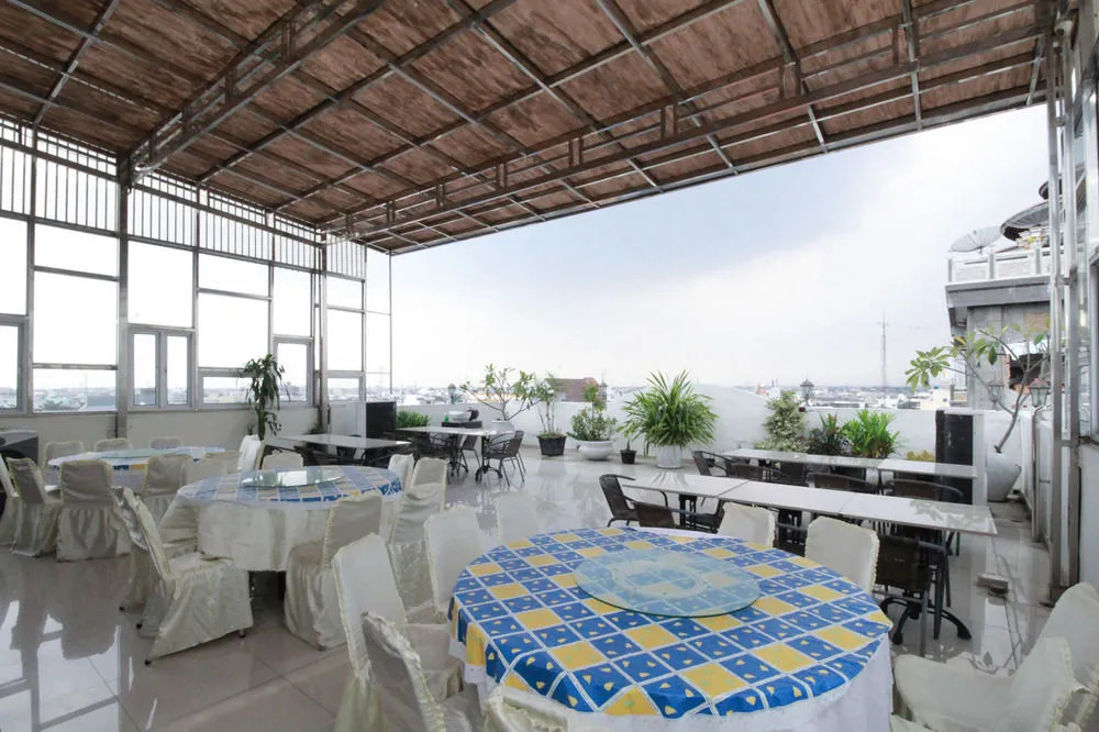 Airy Thamrin Gandhi Medan