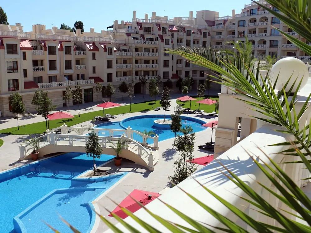 Varna South Bay Apart Complex