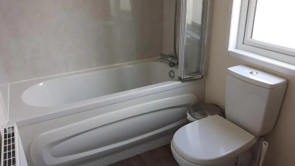 Luxury 6 berth lodge at Quince 10