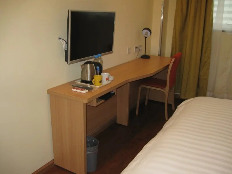 Home Inn (Kunming Beijing Road Taobao Women Street)