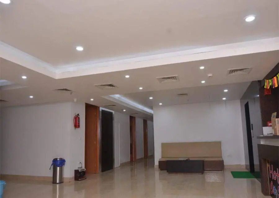 Hotel City Shine