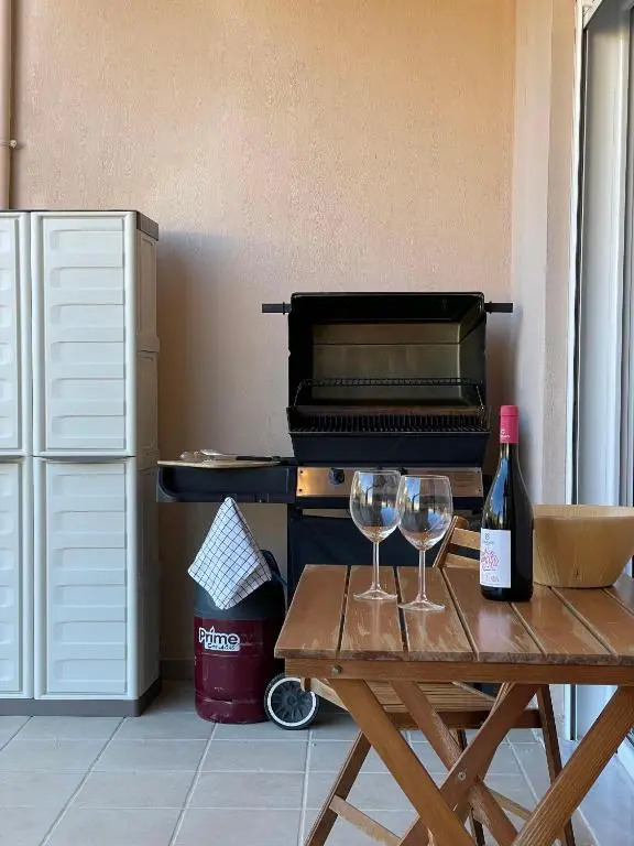 Kozani Hideaway for 2!