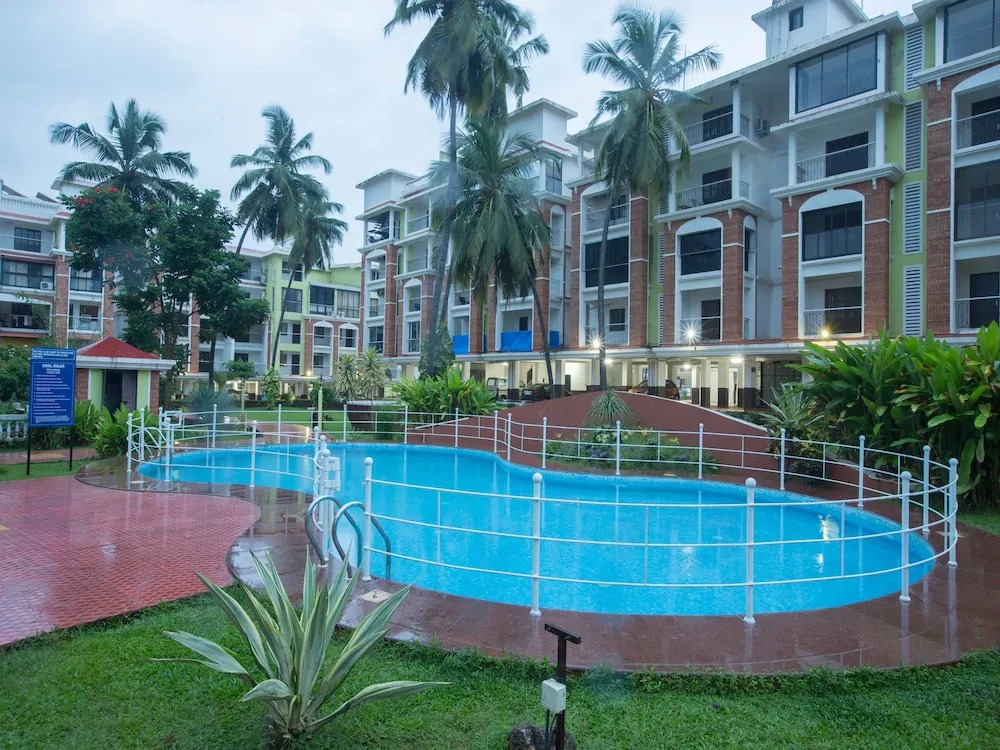 OYO StayOut Morjim By The Bay