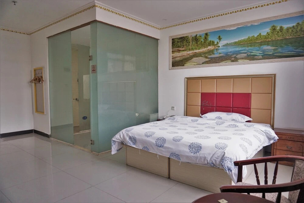 909 Business Hotel