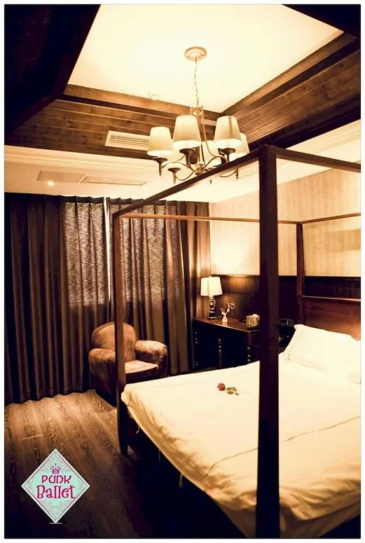 Yangzhou Punk Ballet Hotel