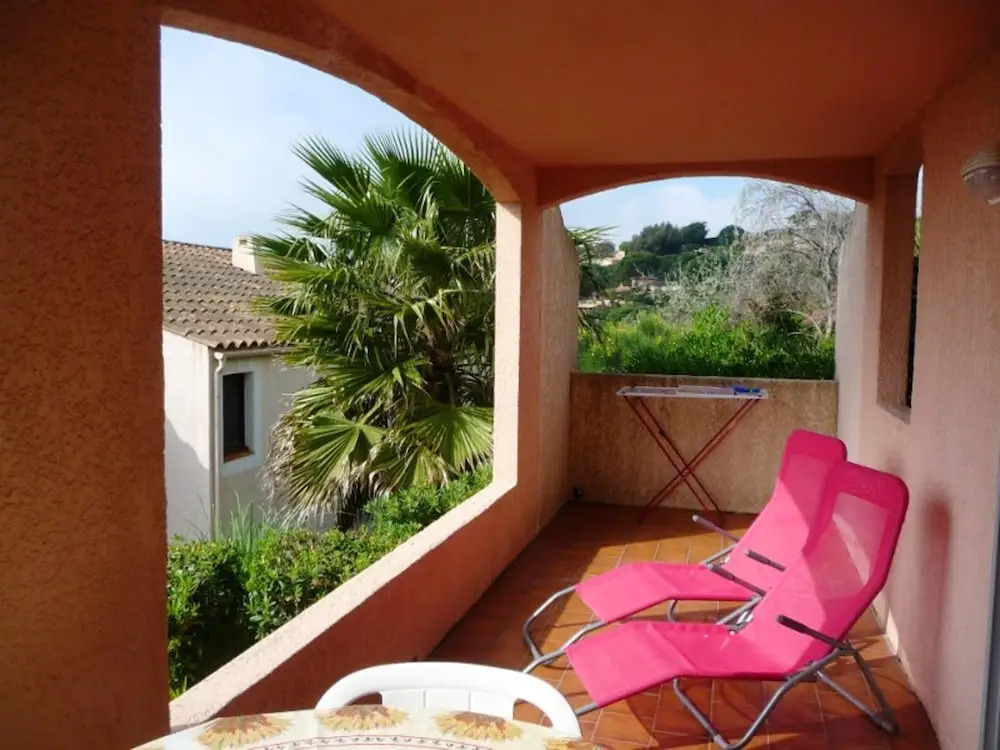 Apartment With 2 Bedrooms in Sainte Maxime, With Wonderful sea View, P